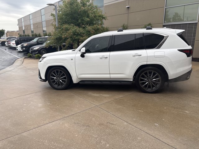2024 LEXUS LX LX 600 F SPORT photo 5