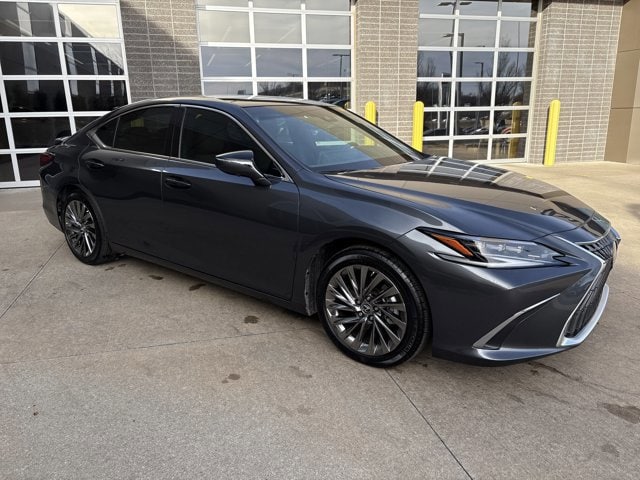 Used 2024 Lexus ES 350 Ultra Luxury with VIN 58AFZ1B1XRU182523 for sale in Kansas City