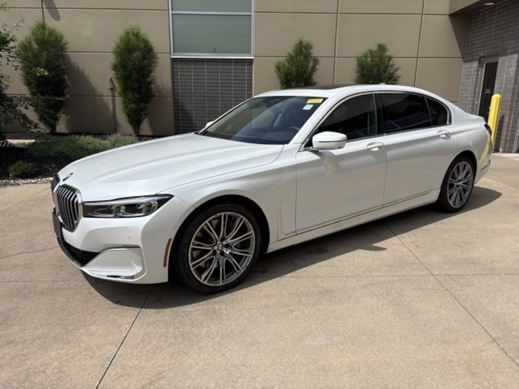 Used 2022 BMW 7 Series 750i xDrive Sedan
