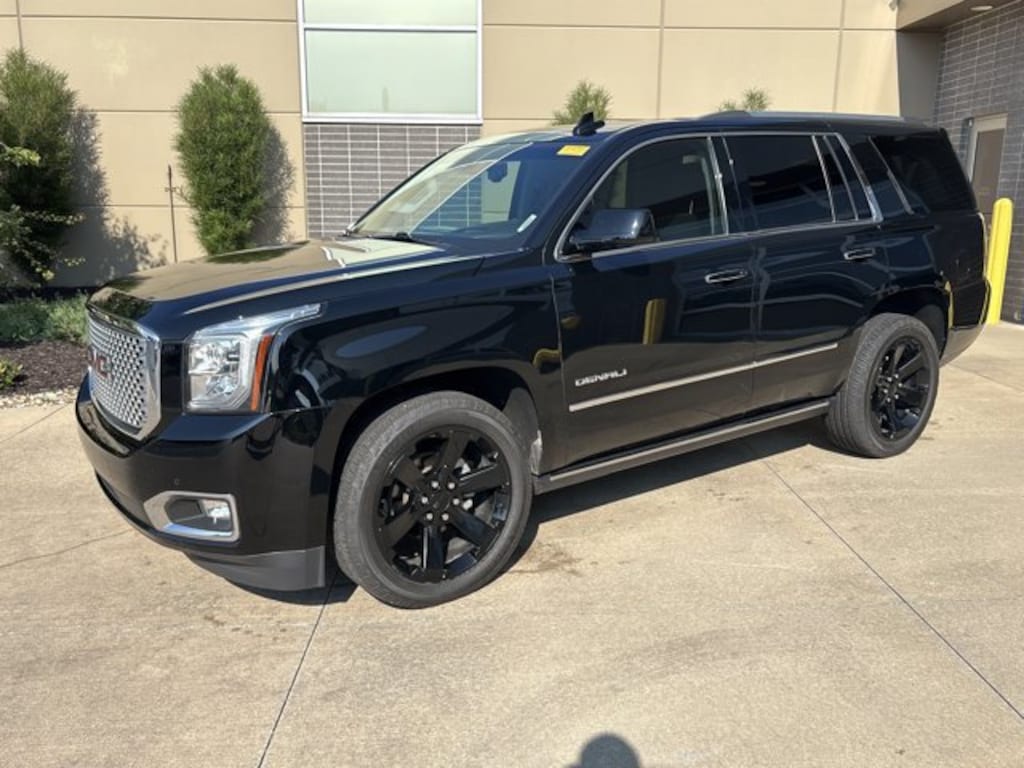 Used 2017 GMC Yukon Denali SUV
