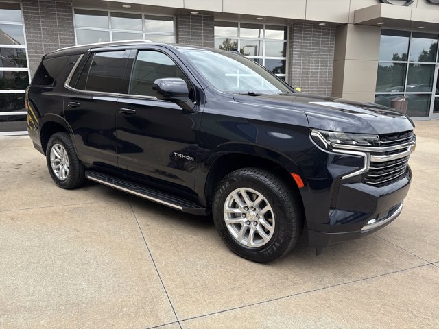 Used 2021 Chevrolet Tahoe LT with VIN 1GNSKNKD5MR432432 for sale in Kansas City