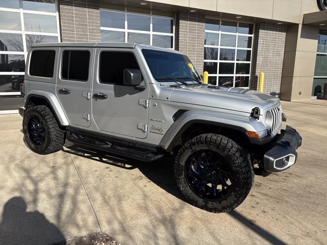 Used 2024 Jeep Wrangler 4-Door Sahara with VIN 1C4PJXEN1RW134681 for sale in Kansas City