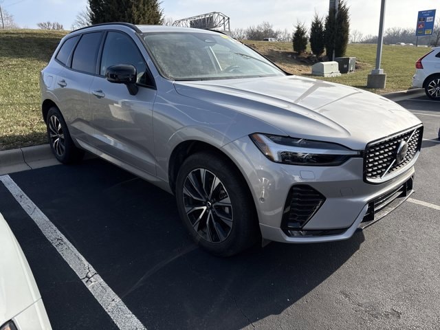 Used 2025 Volvo XC60 Plus with VIN YV4M12RC7S1176724 for sale in Kansas City