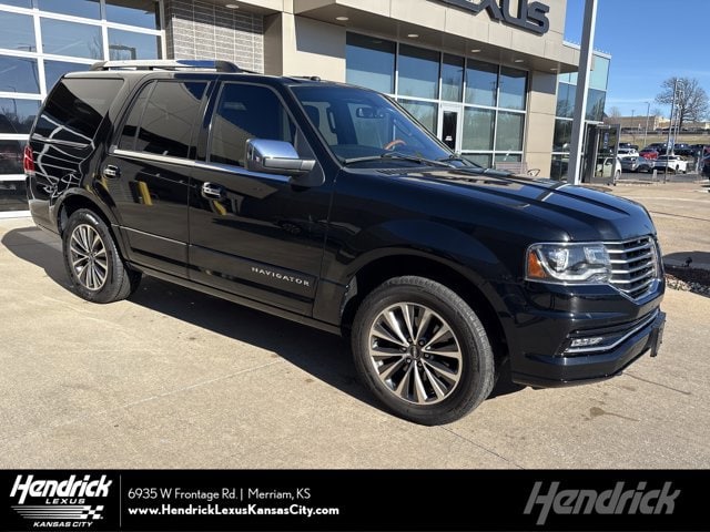 2017 Lincoln Navigator Select's photo