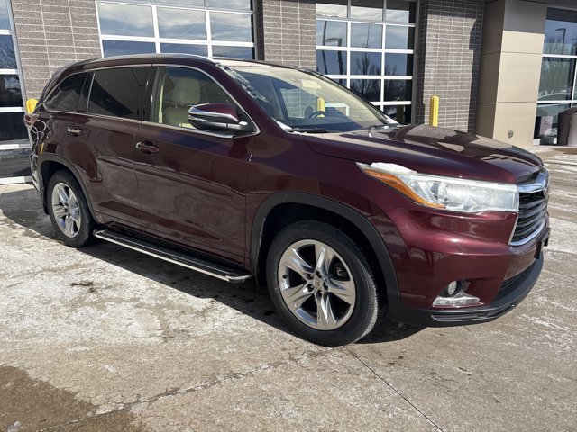 Used 2015 Toyota Highlander Limited Platinum with VIN 5TDDKRFH8FS114282 for sale in Kansas City