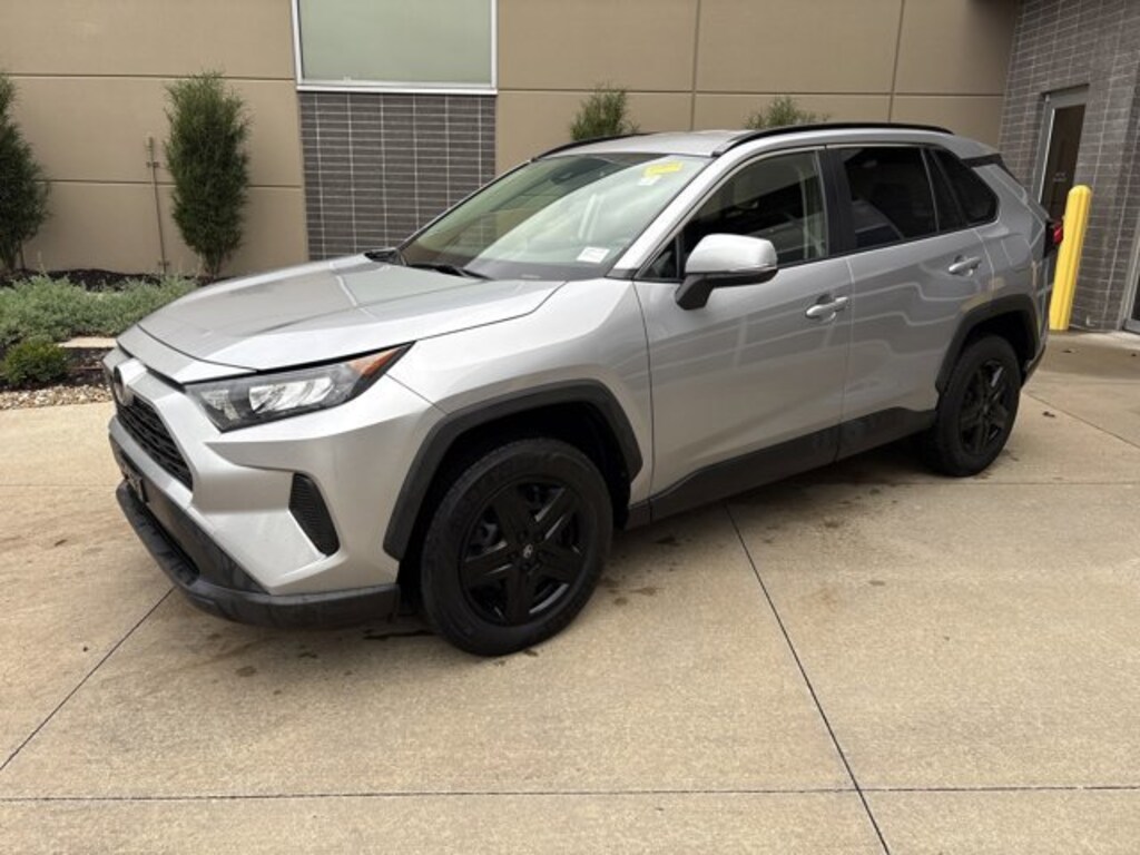 Used 2019 Toyota RAV4 LE SUV