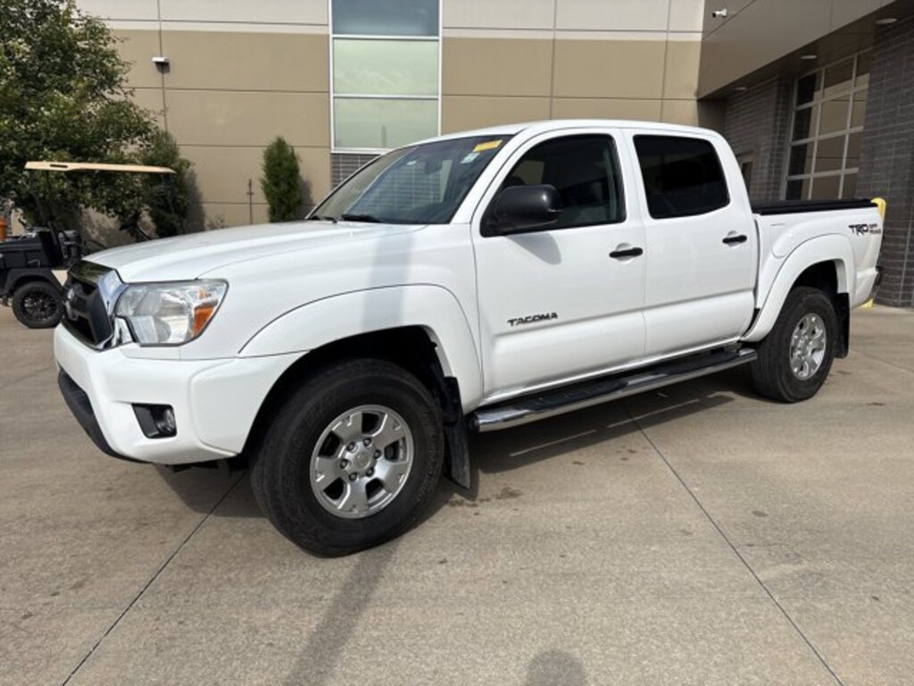 Used 2015 Toyota Tacoma Truck Double Cab