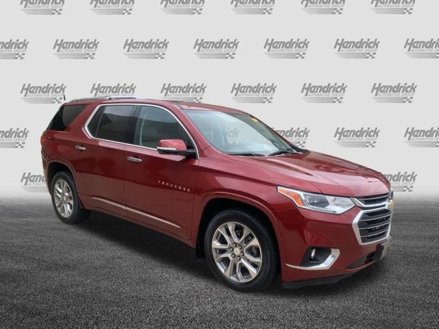 Used 2019 Chevrolet Traverse Premier with VIN 1GNEVKKW9KJ144803 for sale in Kansas City
