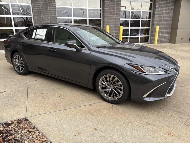 2025 Lexus ES 350 Luxury photo 2