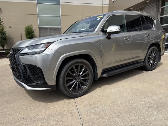 2024 LEXUS LX LX 600 F SPORT photo 2
