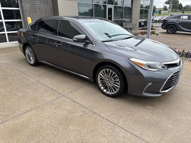 Used 2016 Toyota Avalon Limited with VIN 4T1BK1EB3GU220069 for sale in Kansas City