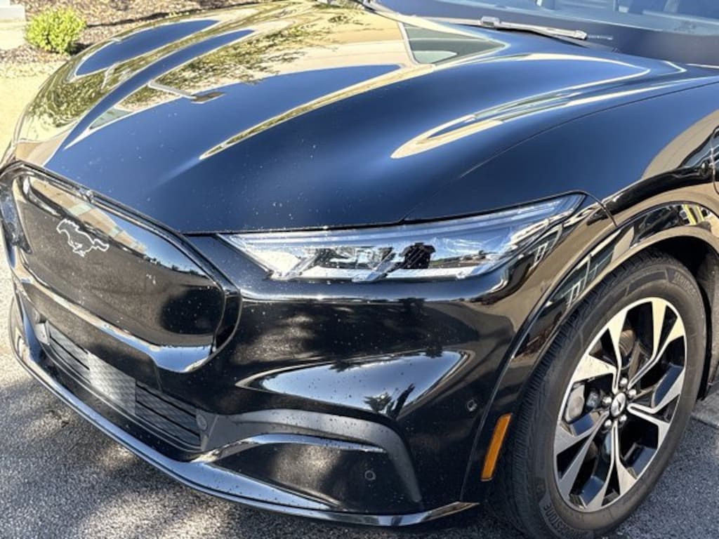 Used 2021 Ford Mustang Mach-E Premium SUV