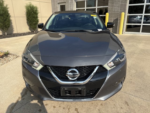 2018 Nissan Maxima Platinum photo 2
