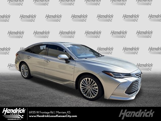 Toyota Avalon Hybrid Limited