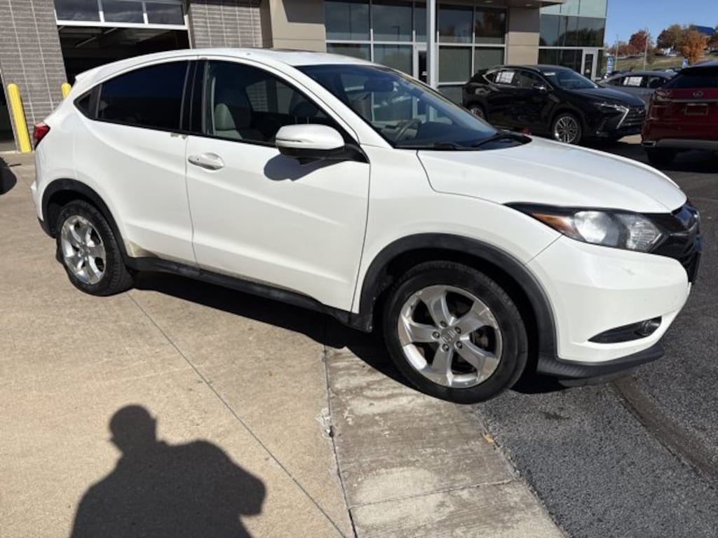 Used 2016 Honda HR-V EX SUV