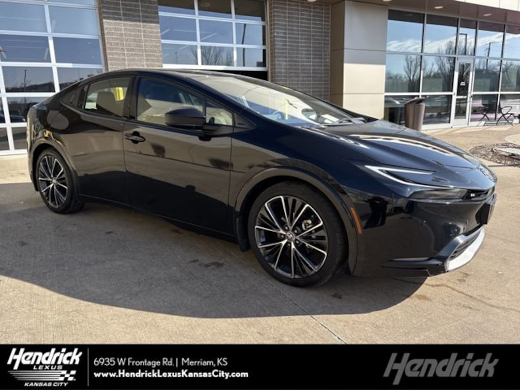 Used 2024 Toyota Prius XLE Hatchback