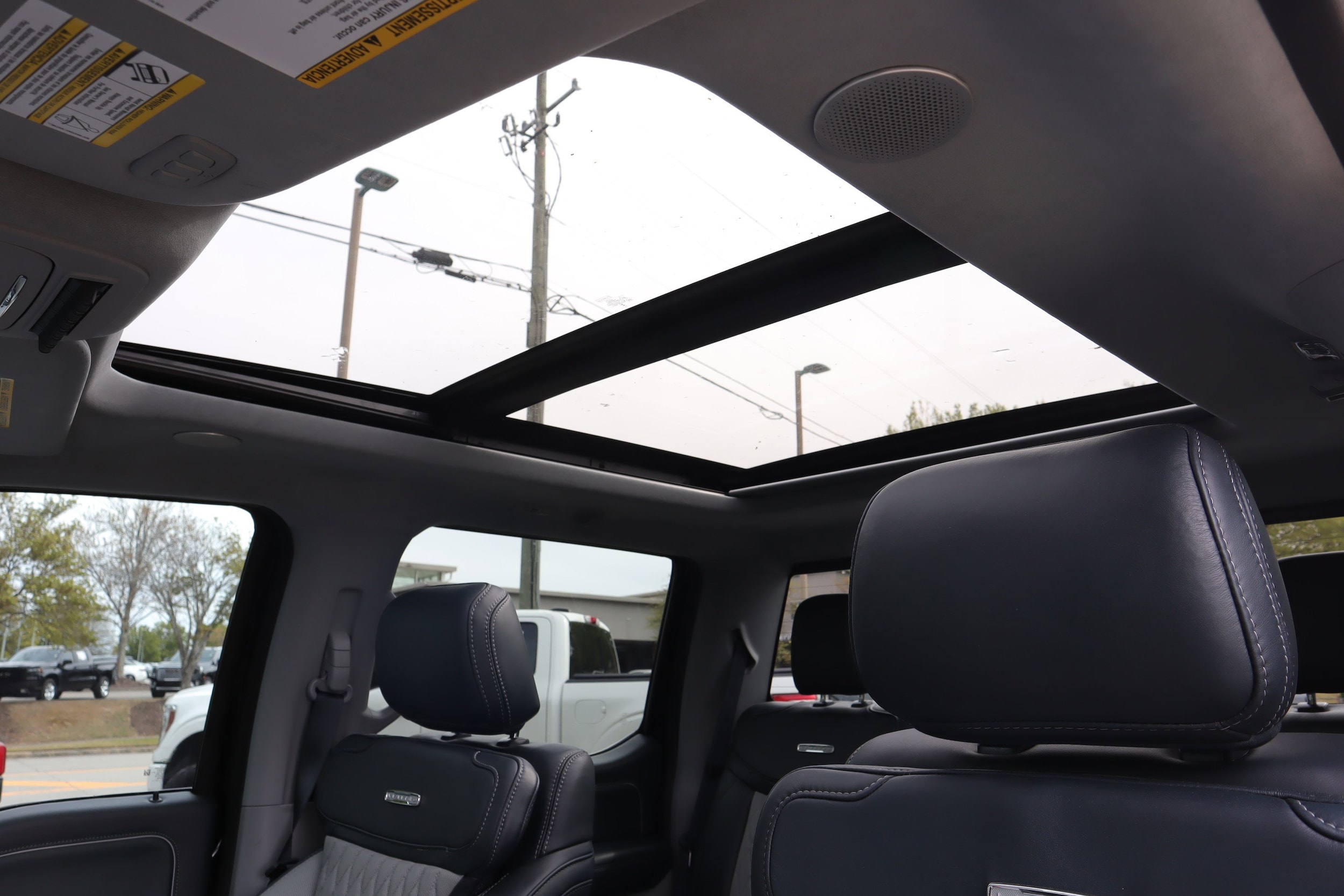 2024 Ford Super Duty F-250 SRW Limited photo 6