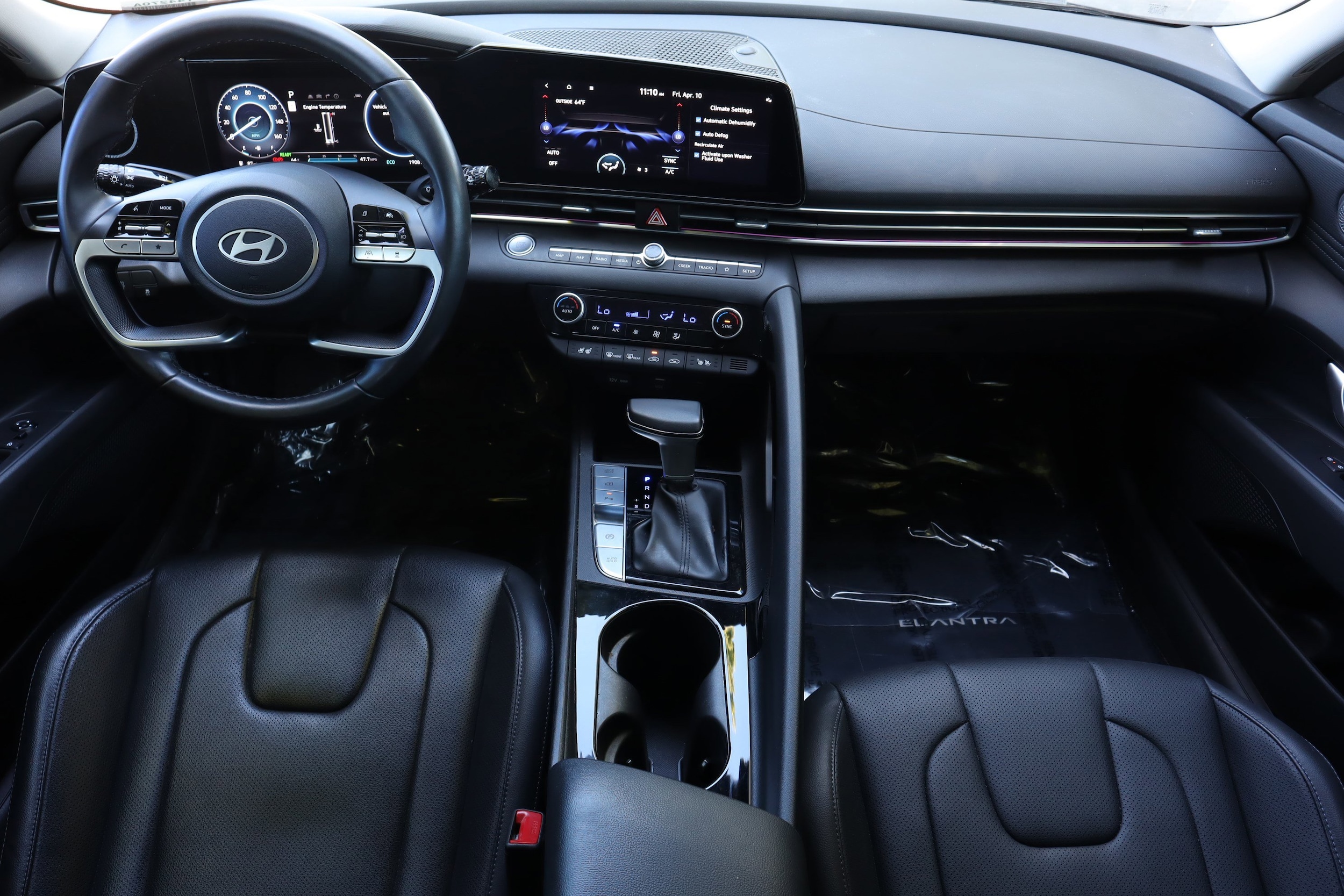 2024 Hyundai Elantra Hybrid Limited photo 6