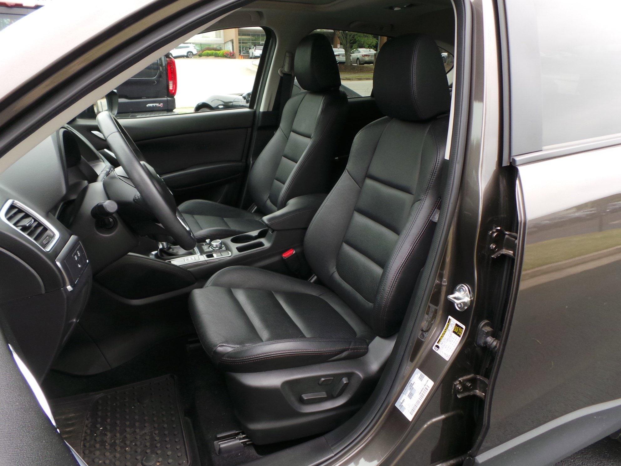 2016 Mazda CX-5 Grand Touring photo 3