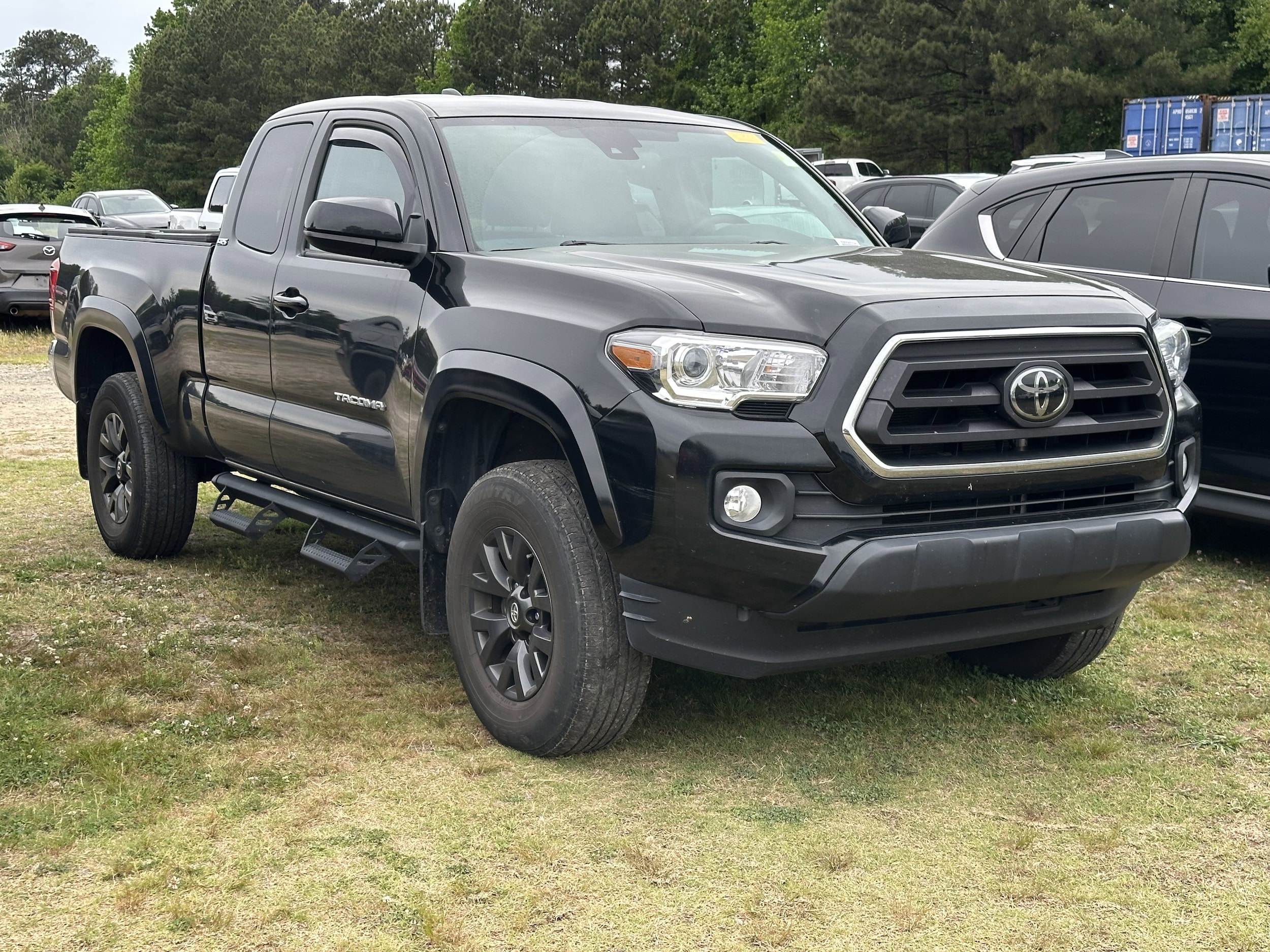 2022 Toyota Tacoma 2WD SR5 photo 2