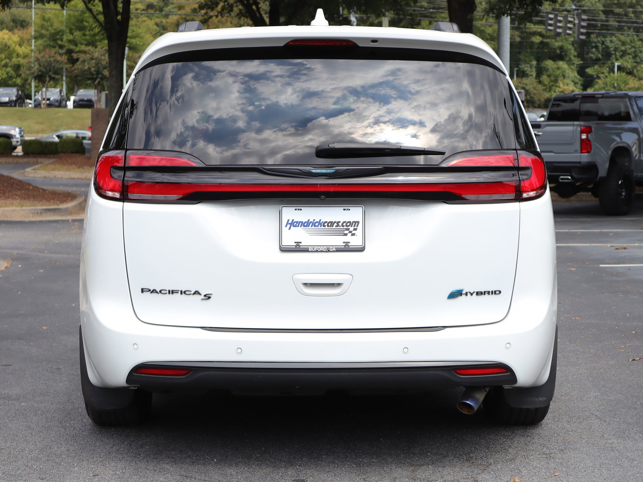 2021 Chrysler Pacifica Hybrid Touring L photo 3
