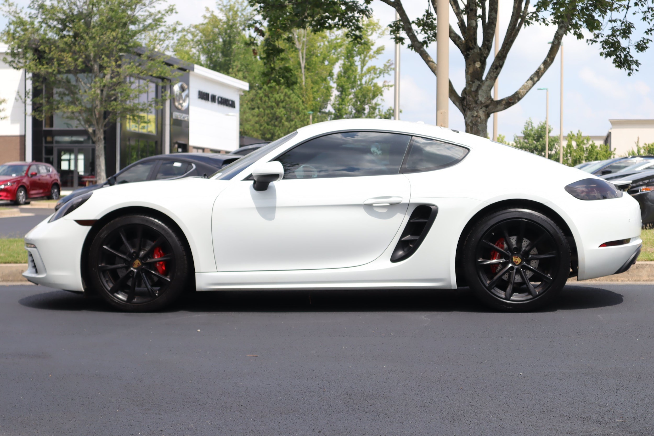 Porsche 718 Cayman