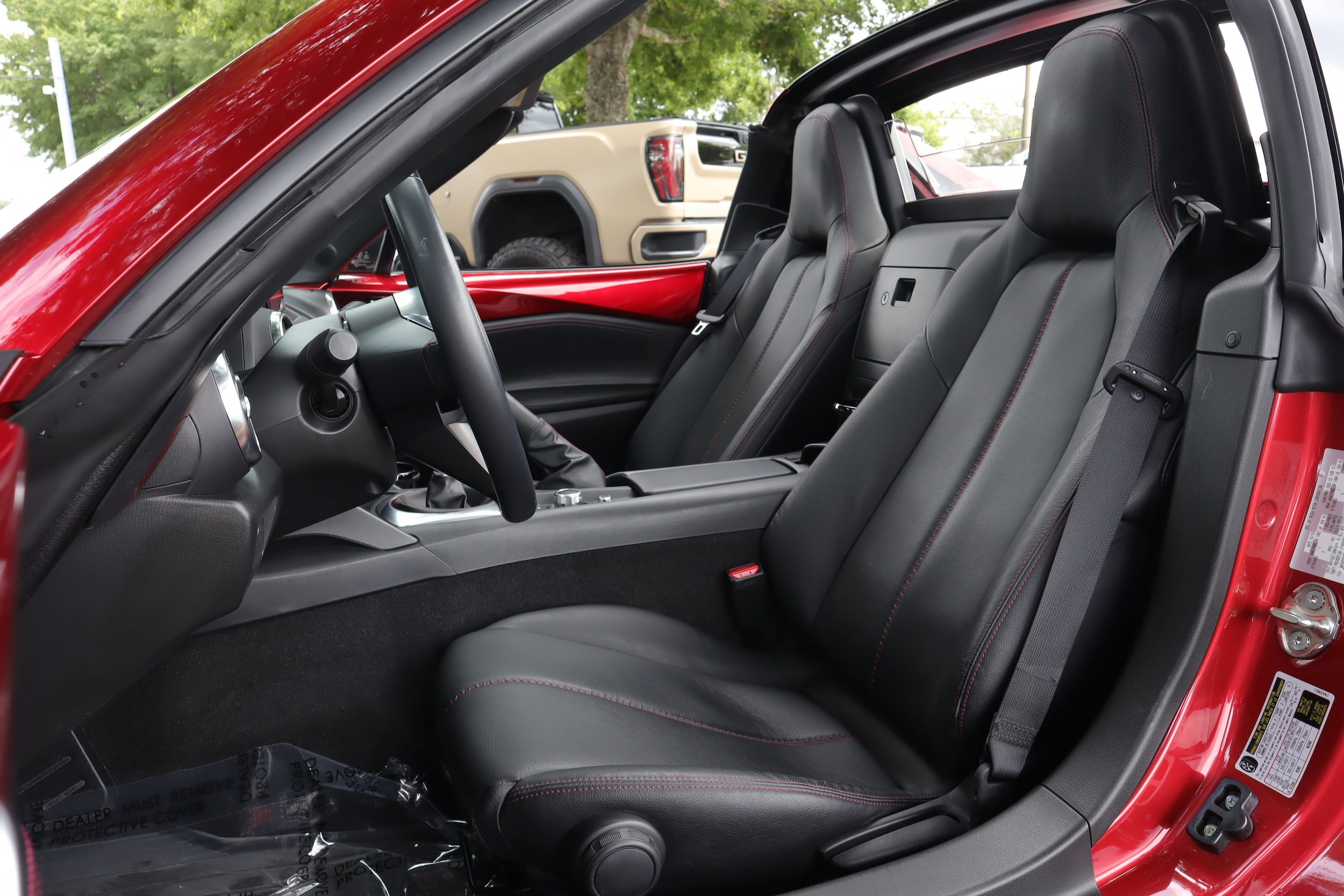 Mazda MX-5 Miata RF Grand Touring