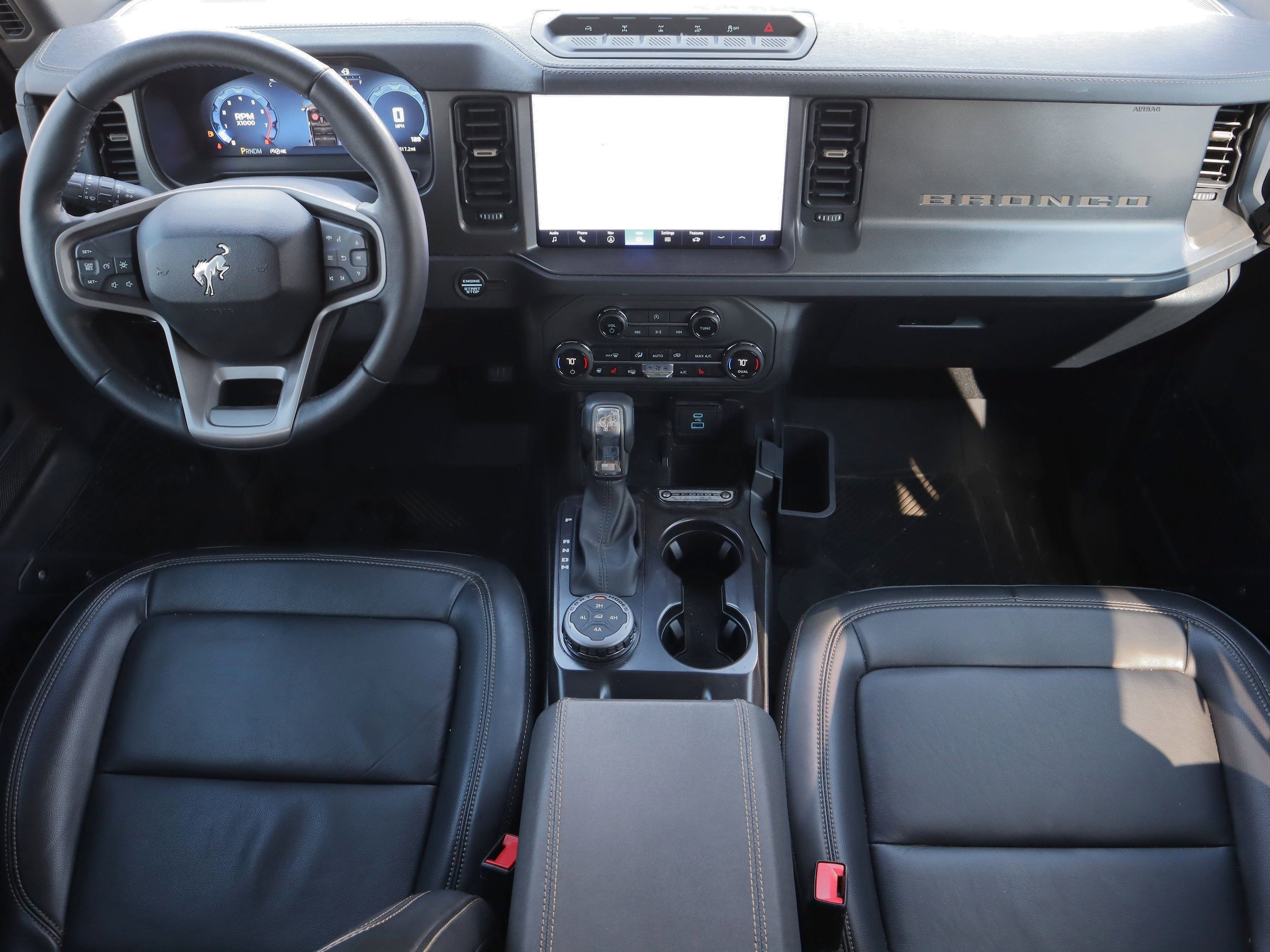 2025 Ford Bronco Badlands photo 4