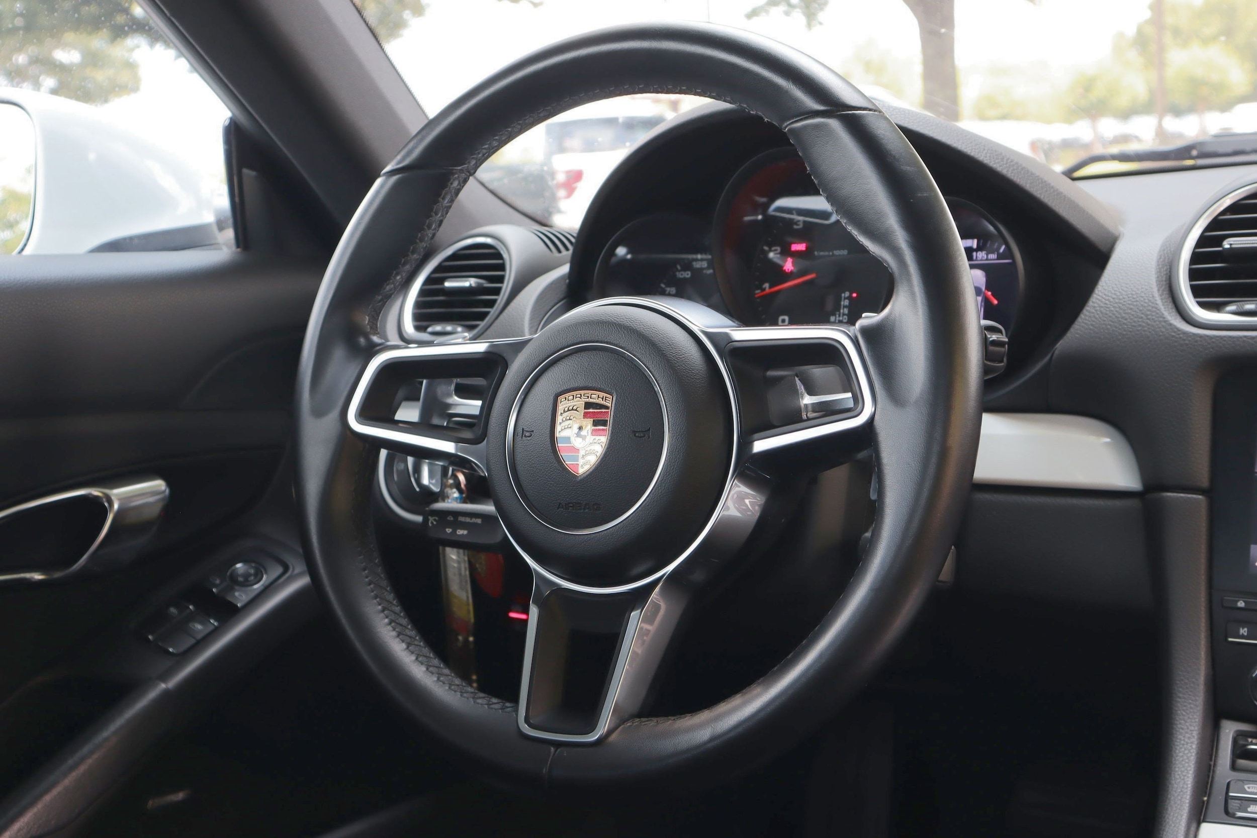 Porsche 718 Cayman