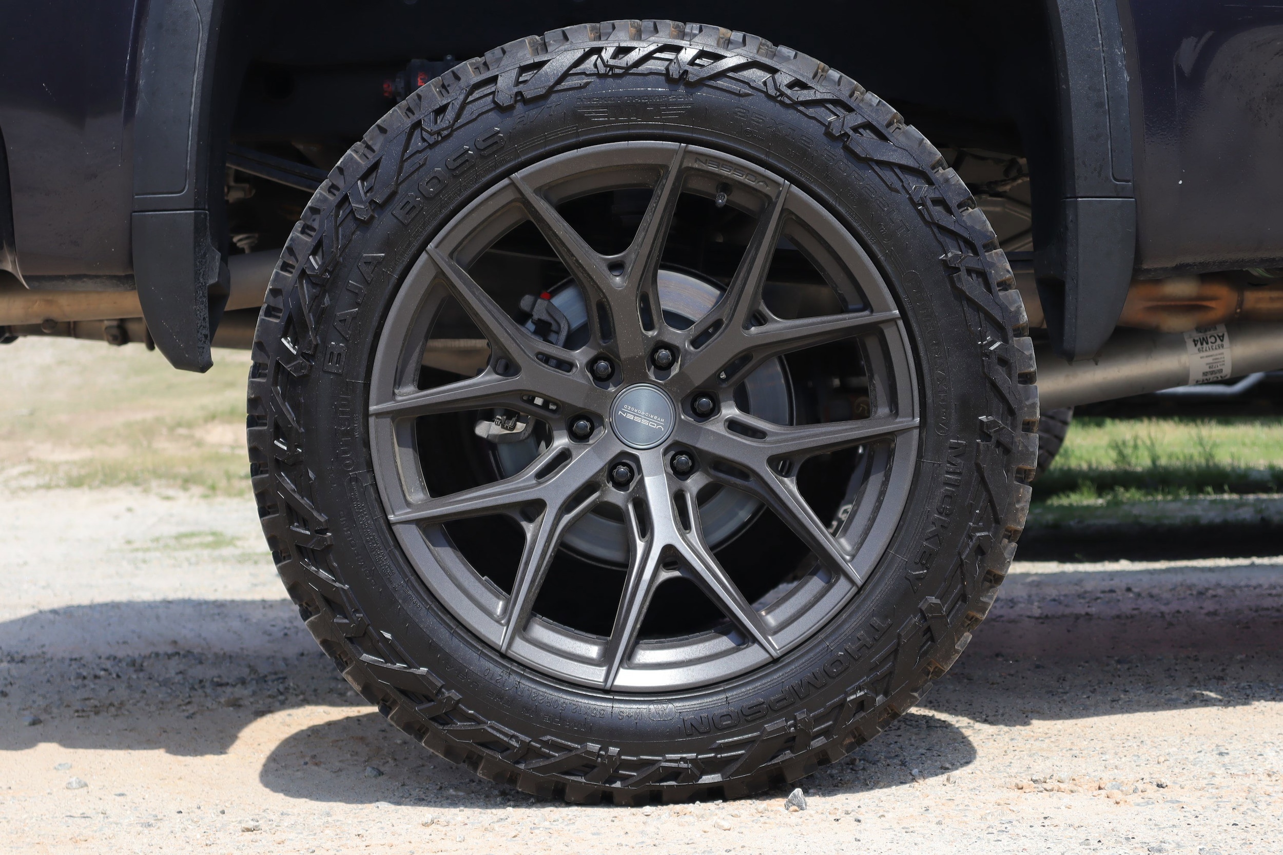 2024 GMC Sierra 1500 AT4 photo 4