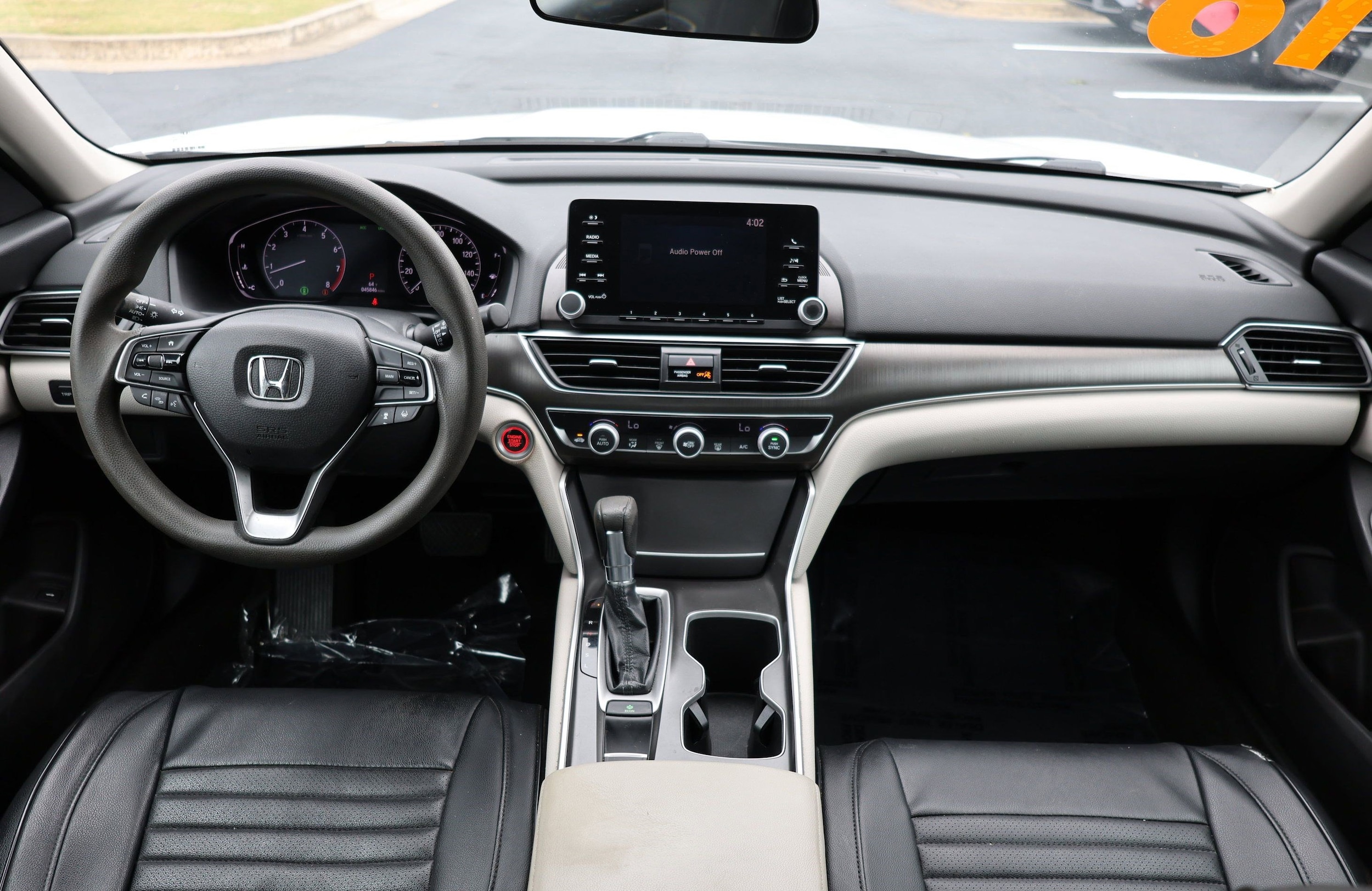 2018 Honda Accord LX 1.5T photo 5