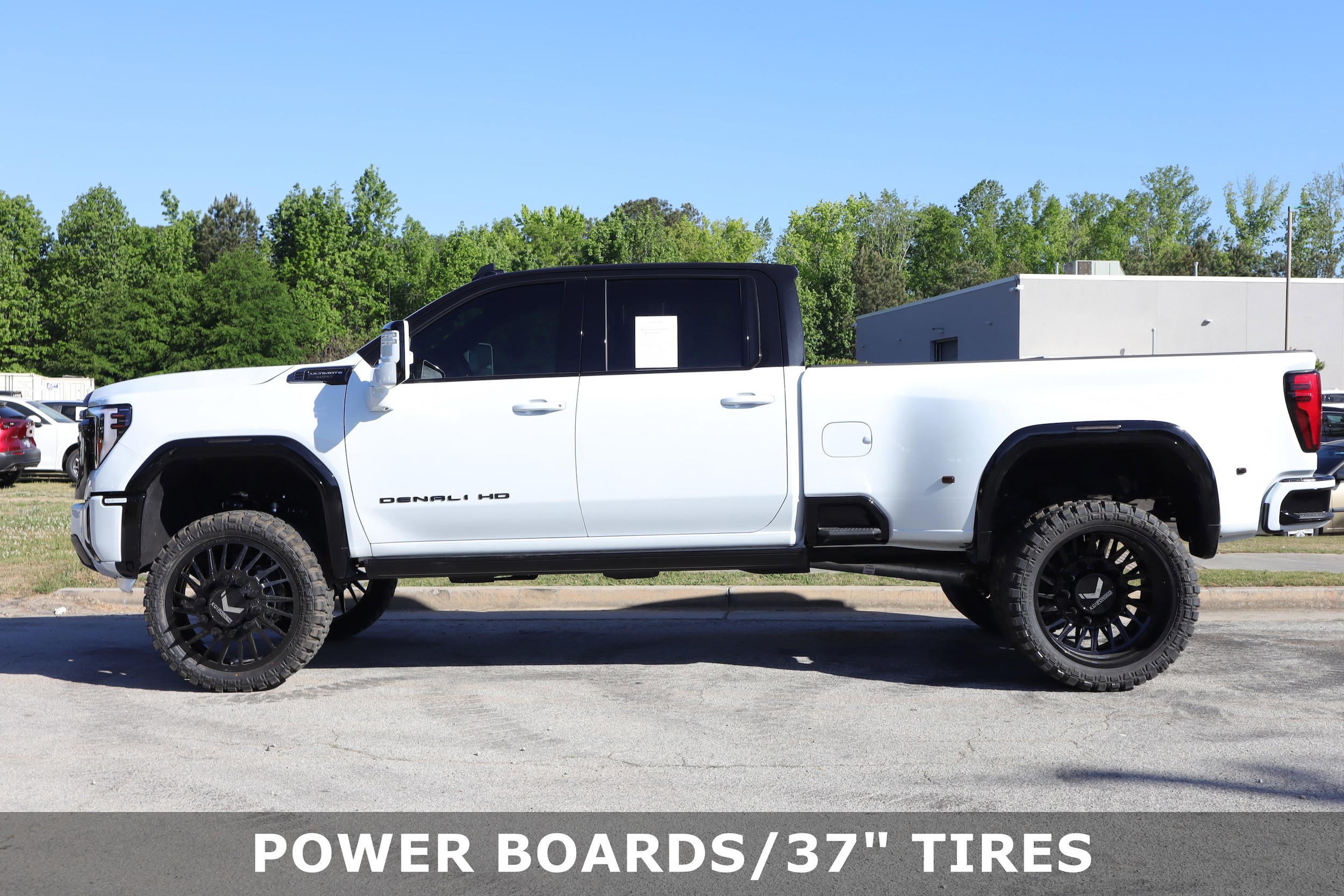 2026 GMC Sierra 3500HD Denali Ultimate photo 4