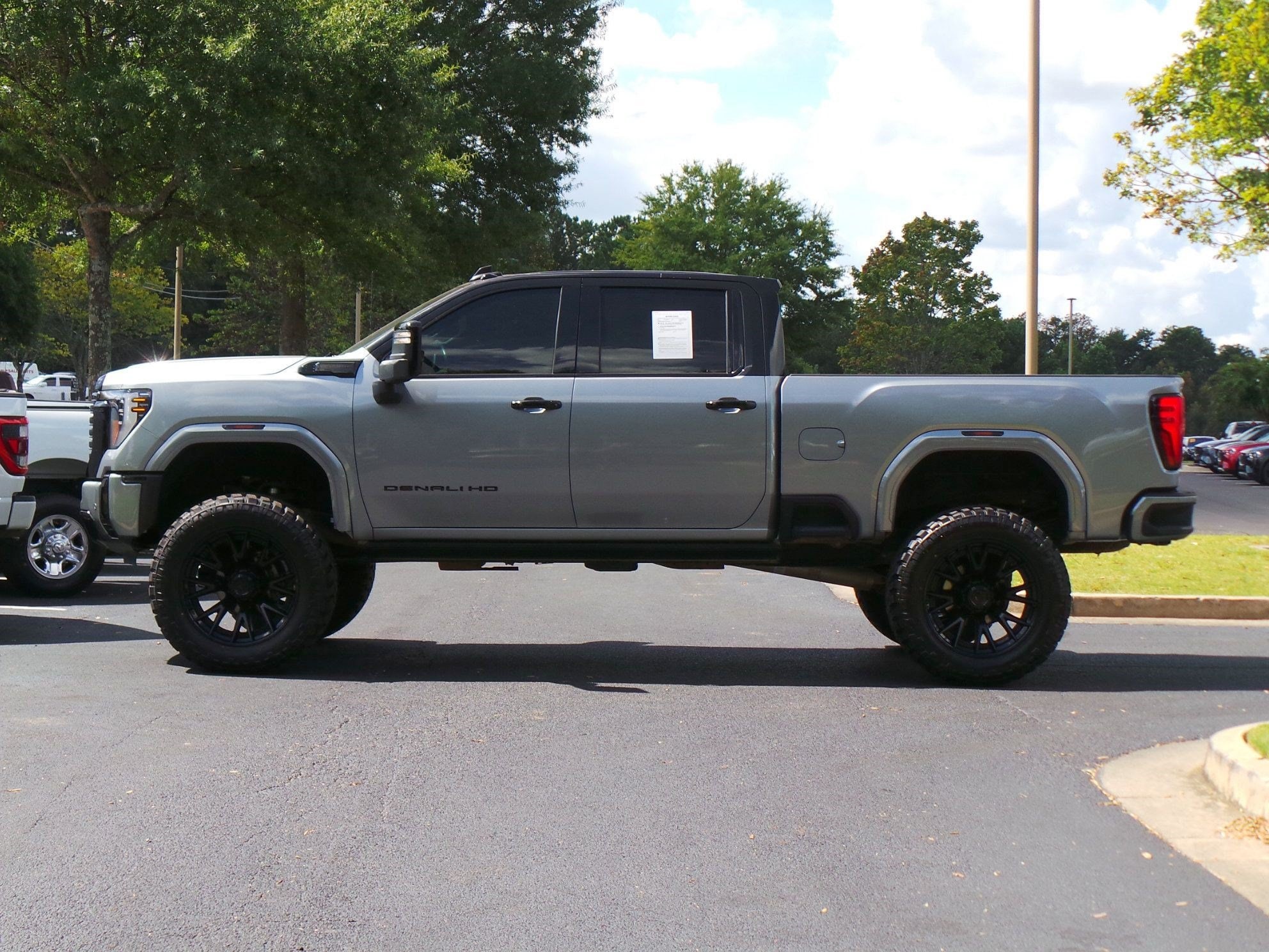 2025 GMC Sierra 2500HD Denali Ultimate
