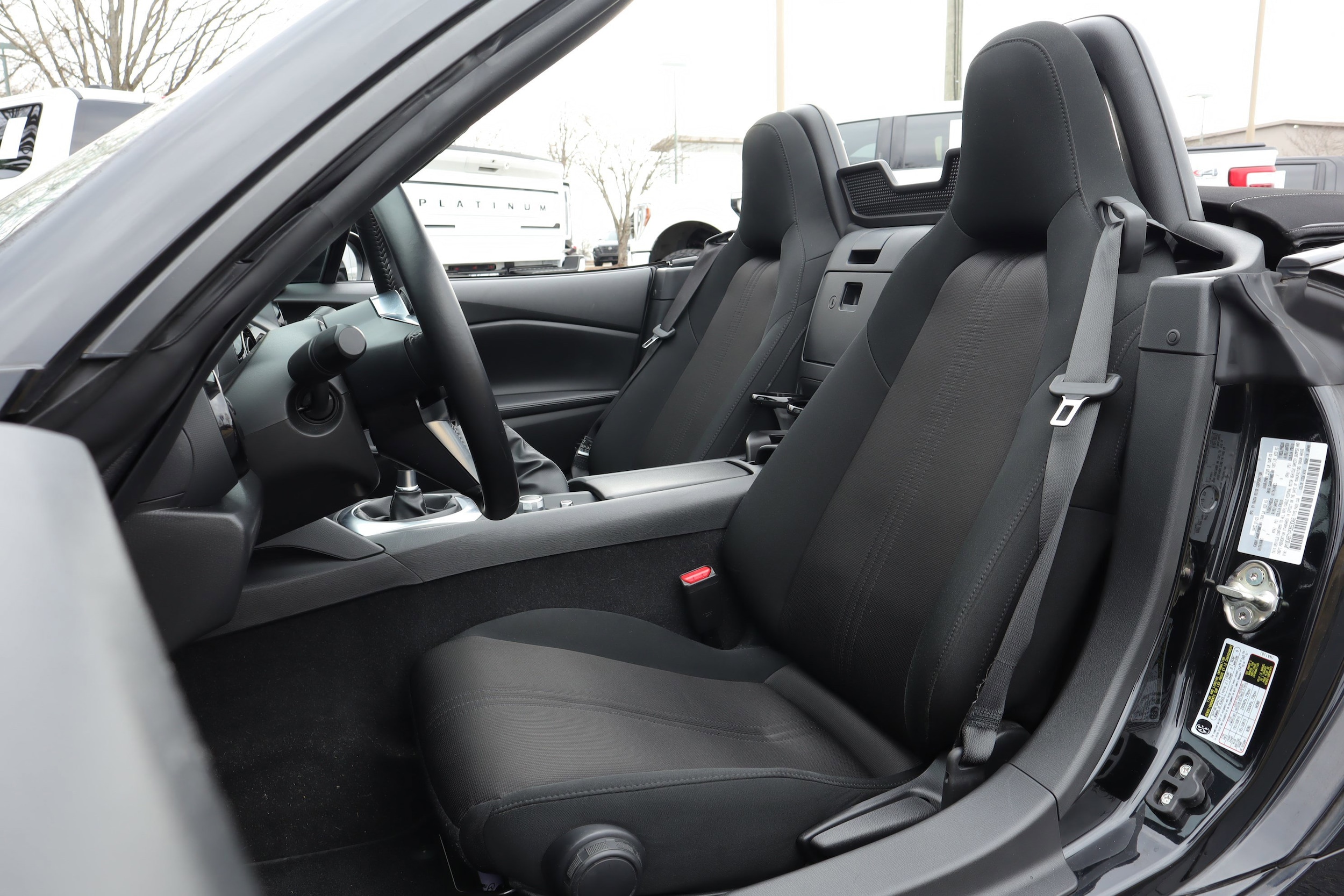 2023 Mazda MX-5 Miata Sport photo 6