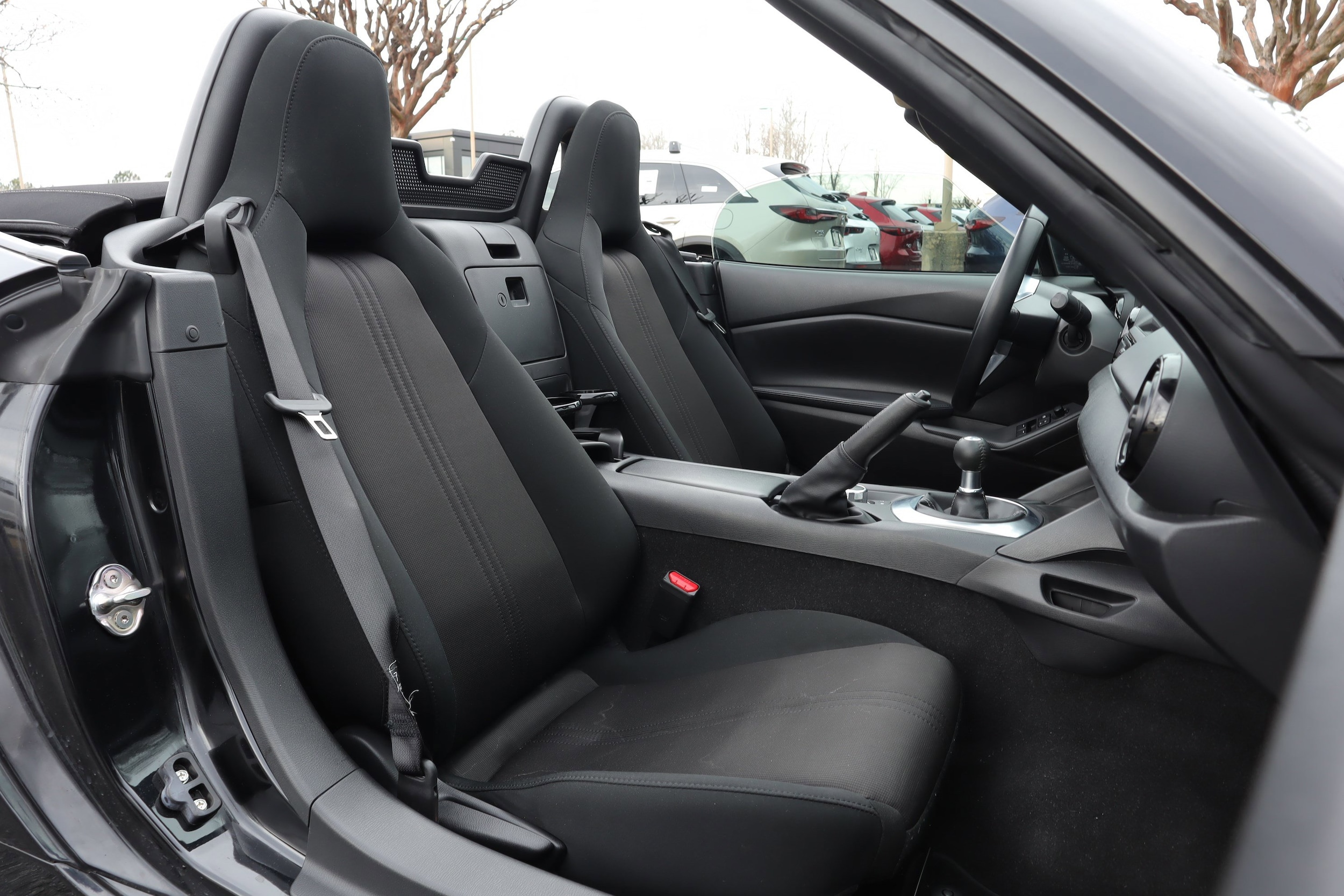 2023 Mazda MX-5 Miata Sport photo 3