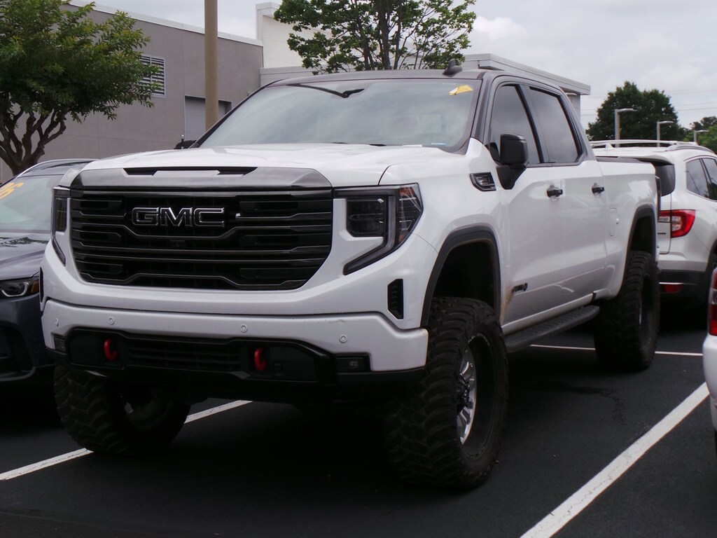 Used 2022 GMC Sierra 1500 AT4 Pickup