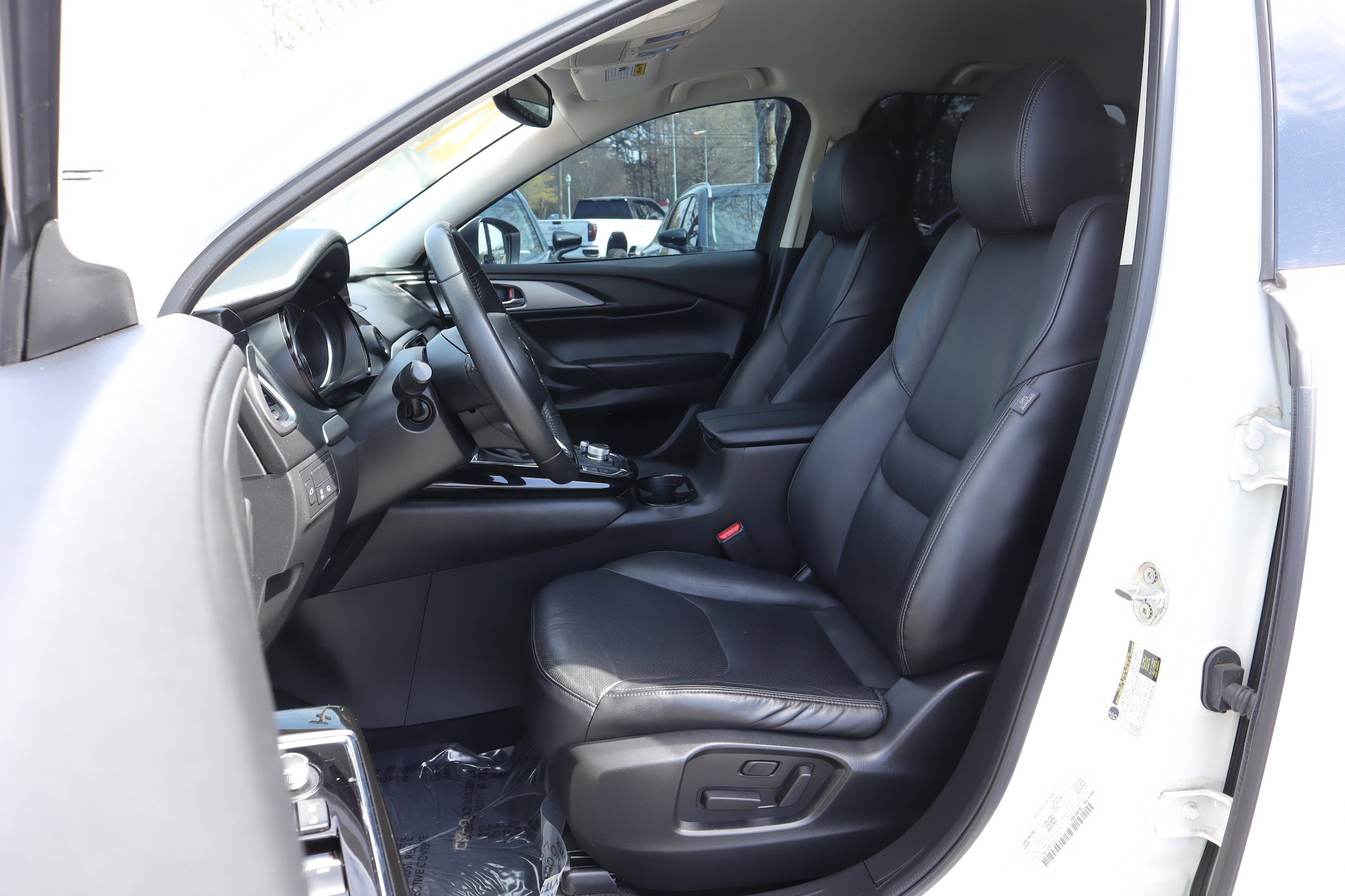 2021 Mazda CX-9 Touring photo 3