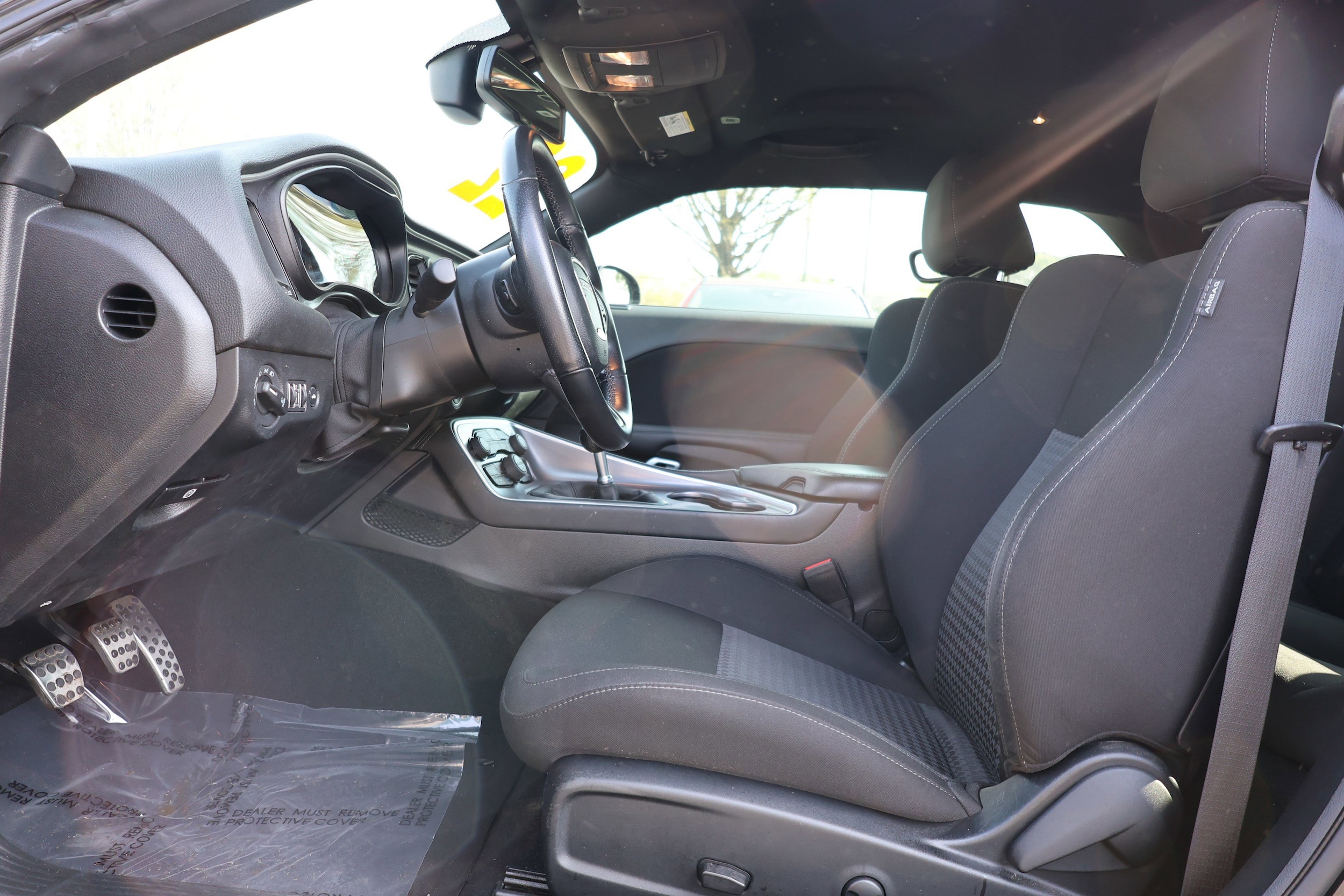 2022 Dodge Challenger R/T photo 6