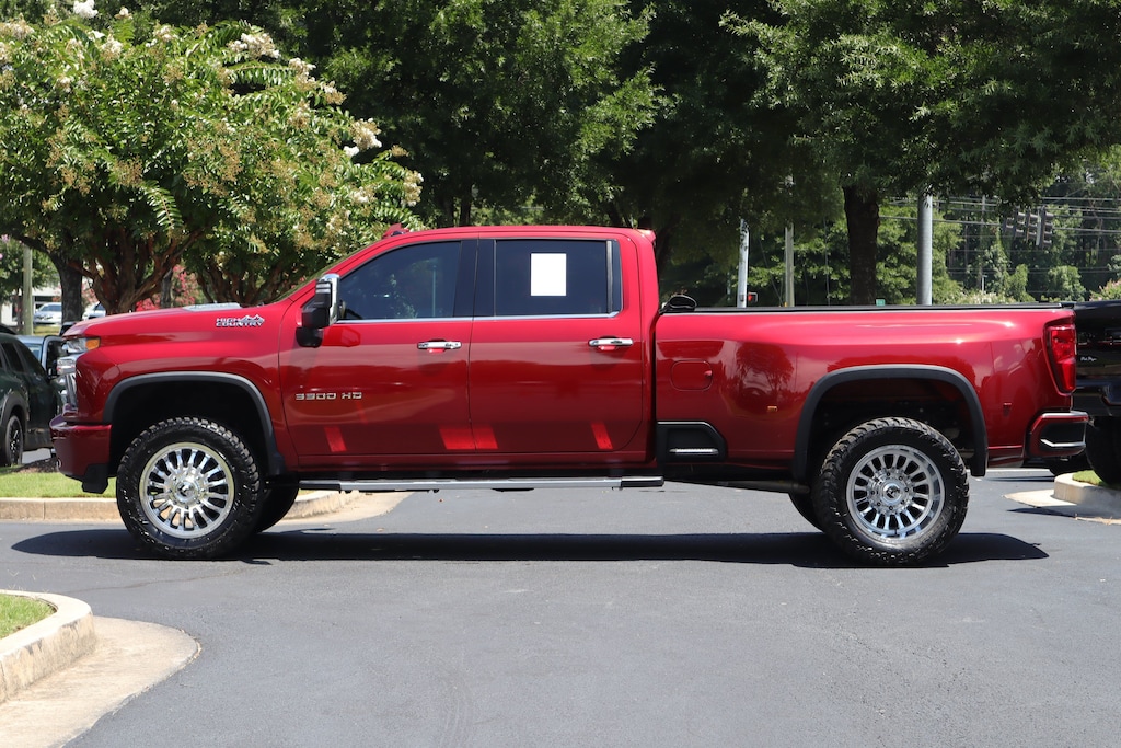 Used 2022 Chevrolet Silverado 3500HD High Country Pickup