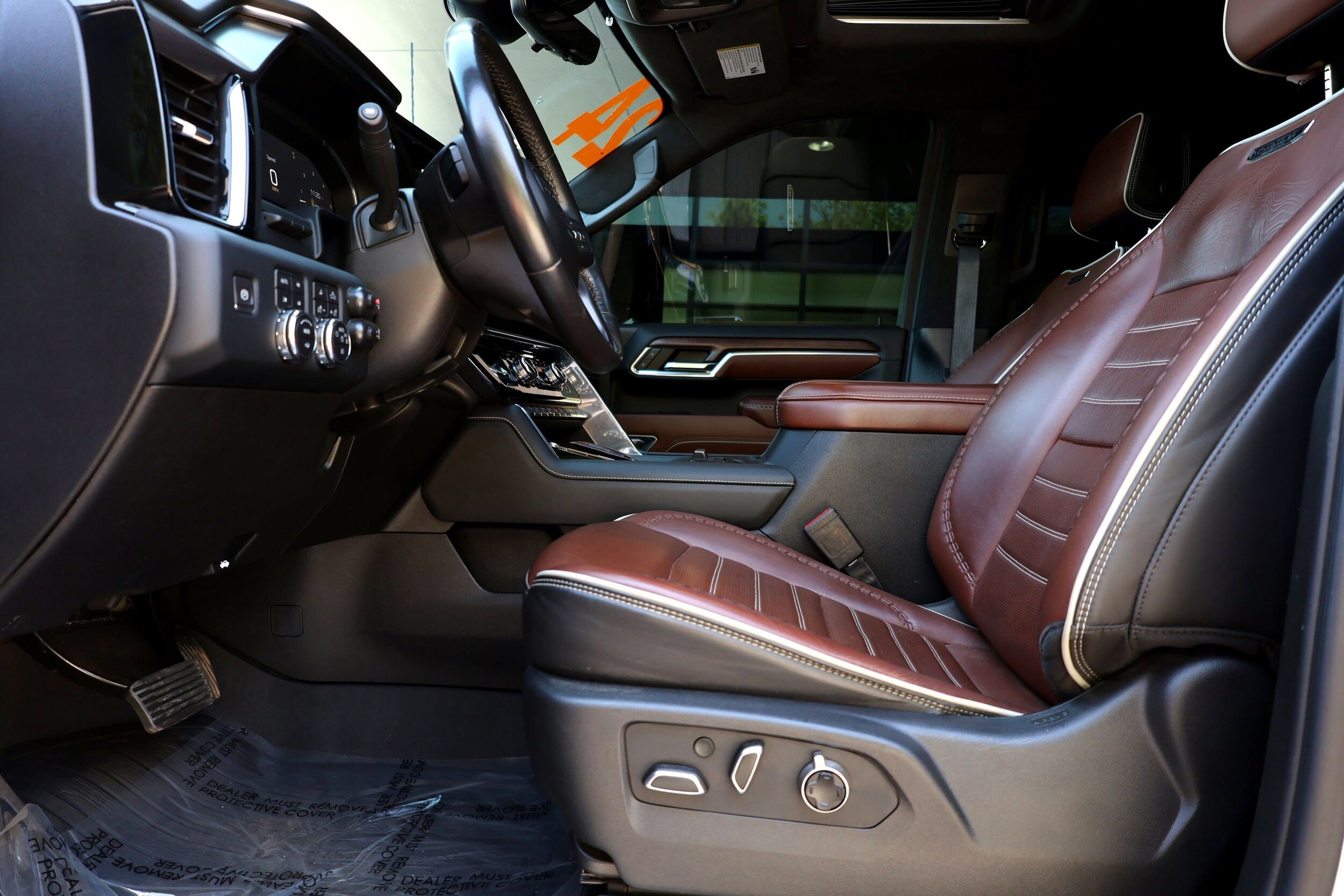 2024 GMC Sierra 2500HD Denali Ultimate photo 3