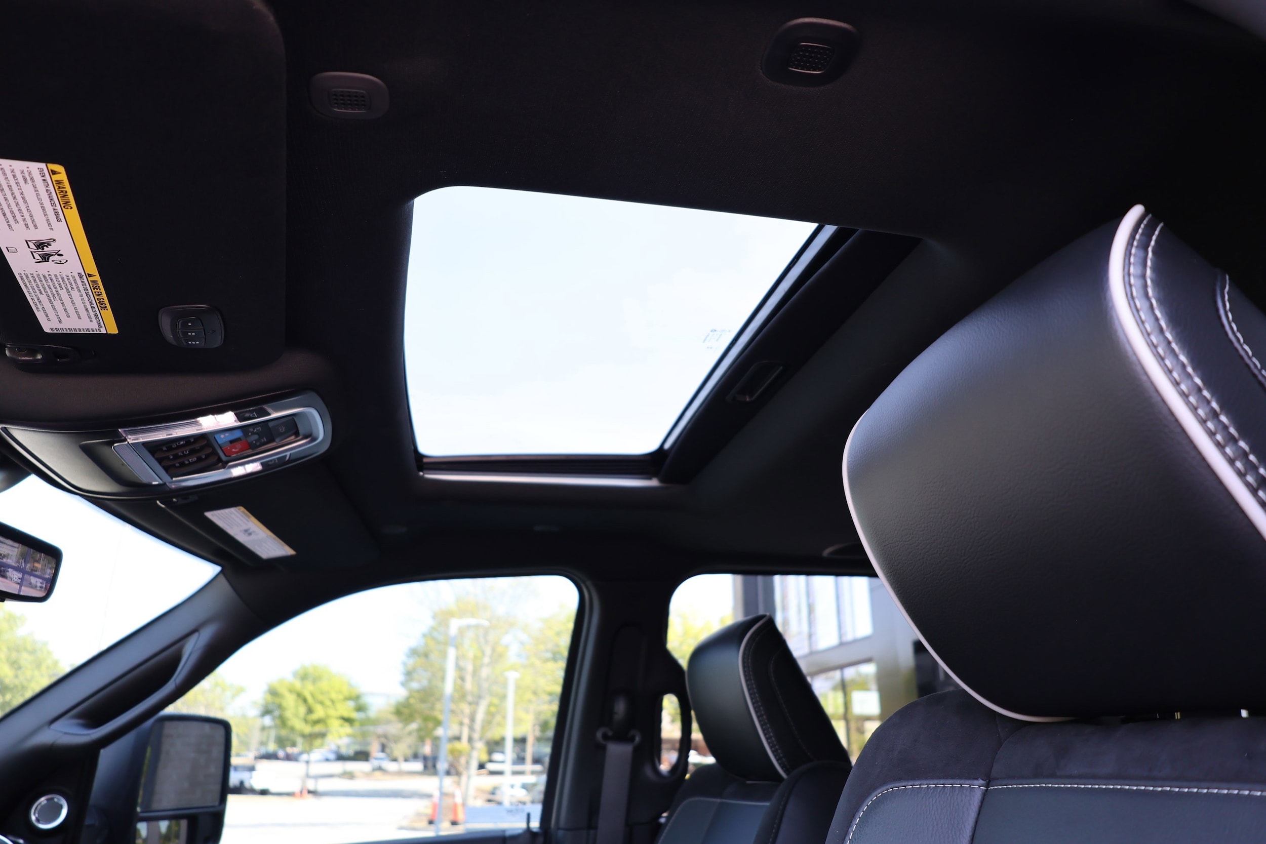 2026 Ram 3500 Laramie photo 4