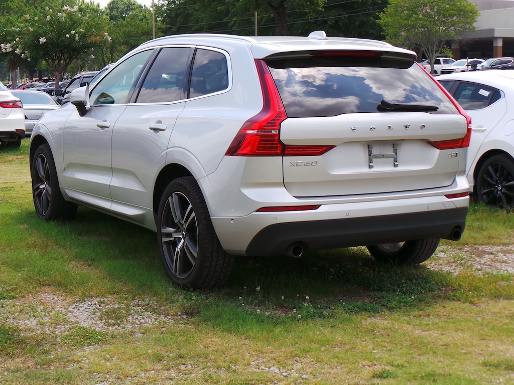 Used 2019 Volvo XC60 Momentum SUV