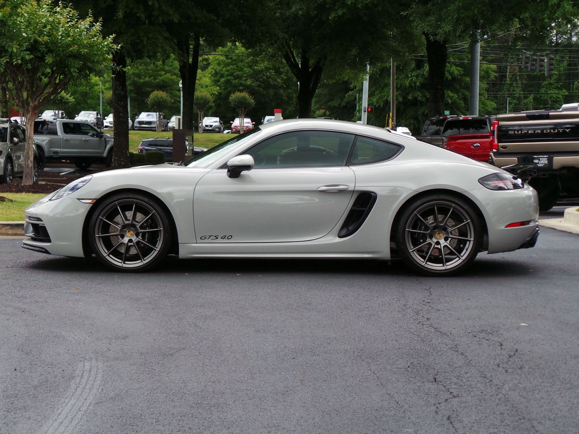 2023 Porsche 718 Cayman GTS 4.0 photo 4