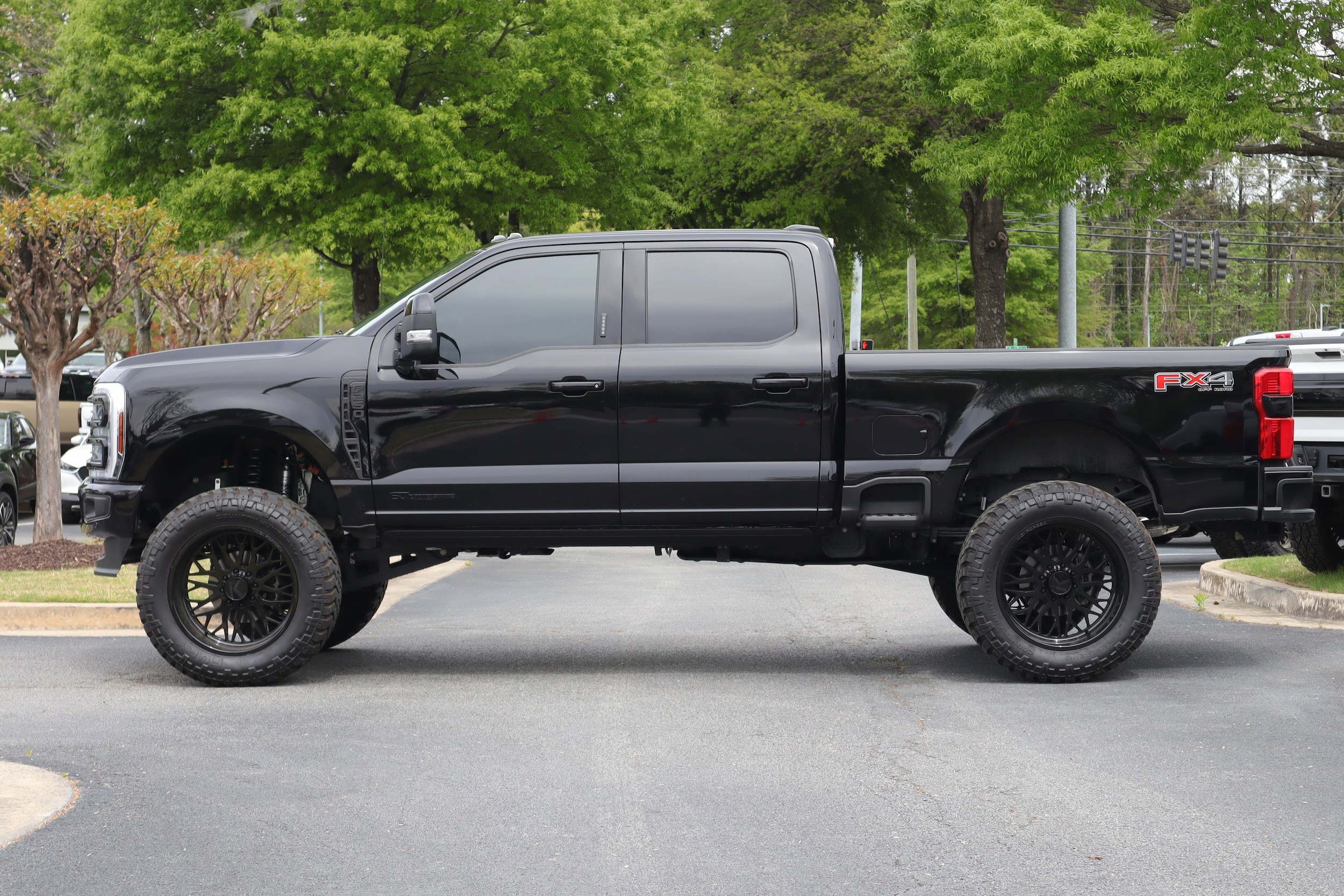 2026 Ford Super Duty F-250 SRW Platinum photo 4