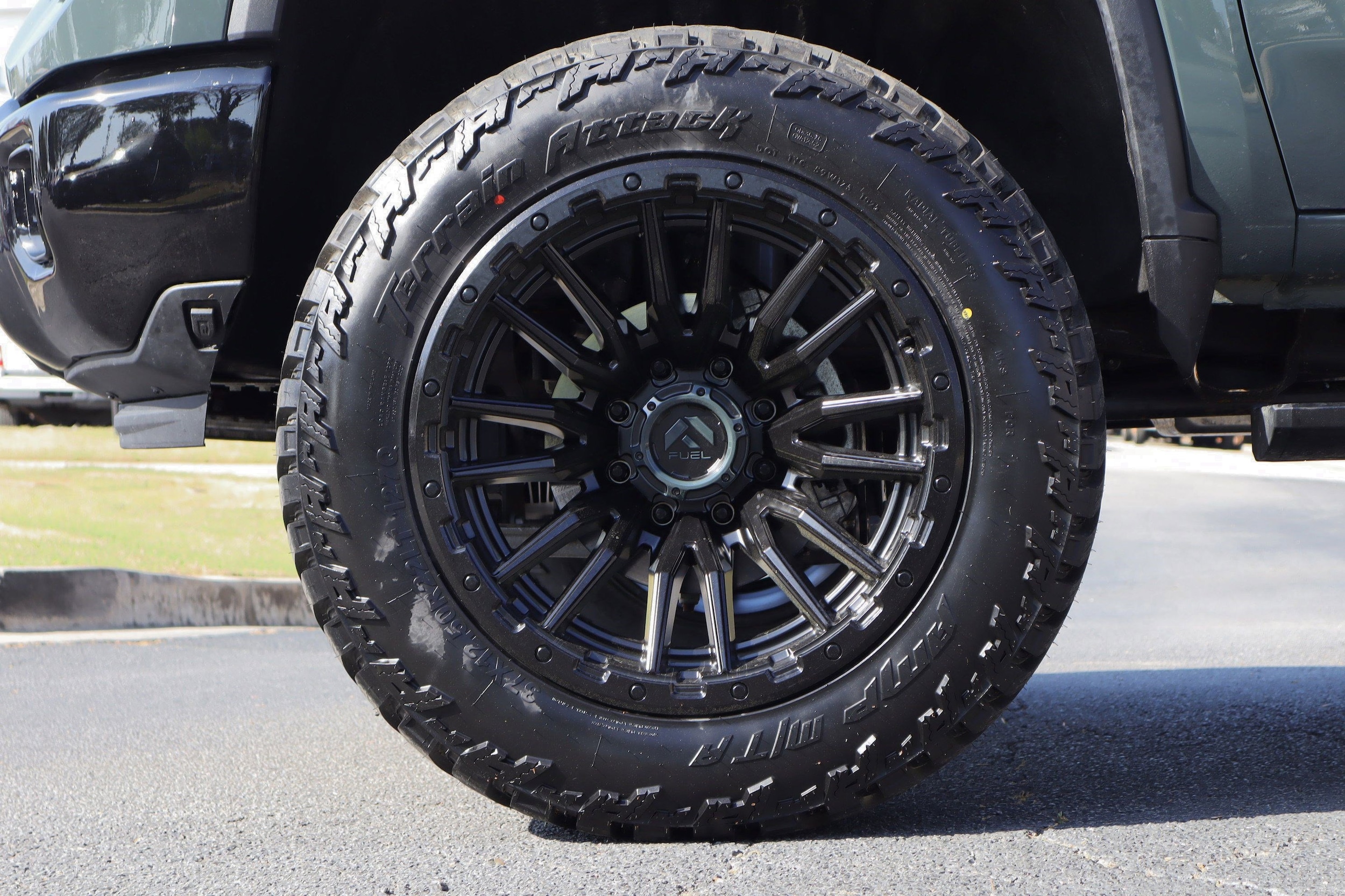 2026 Chevrolet Silverado 2500HD LTZ photo 5