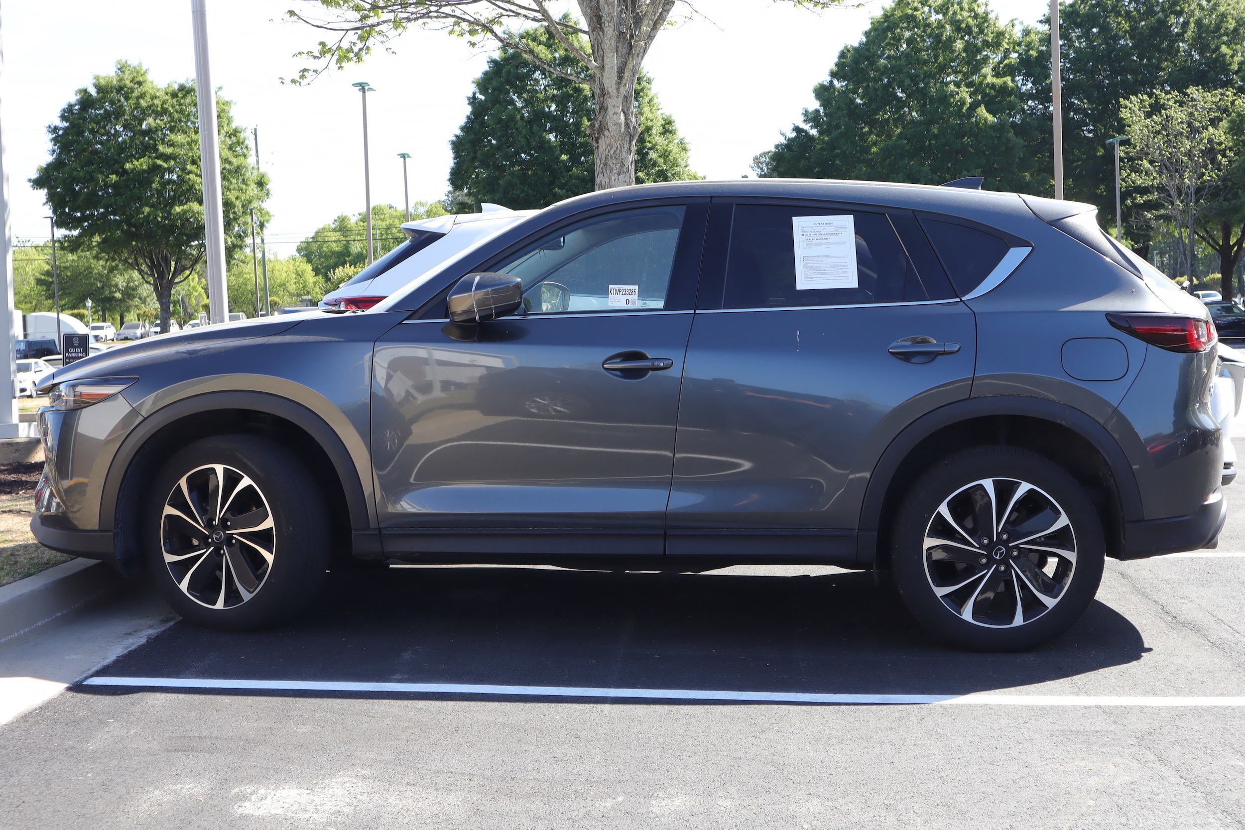 2023 Mazda CX-5 2.5 S Premium Package photo 5