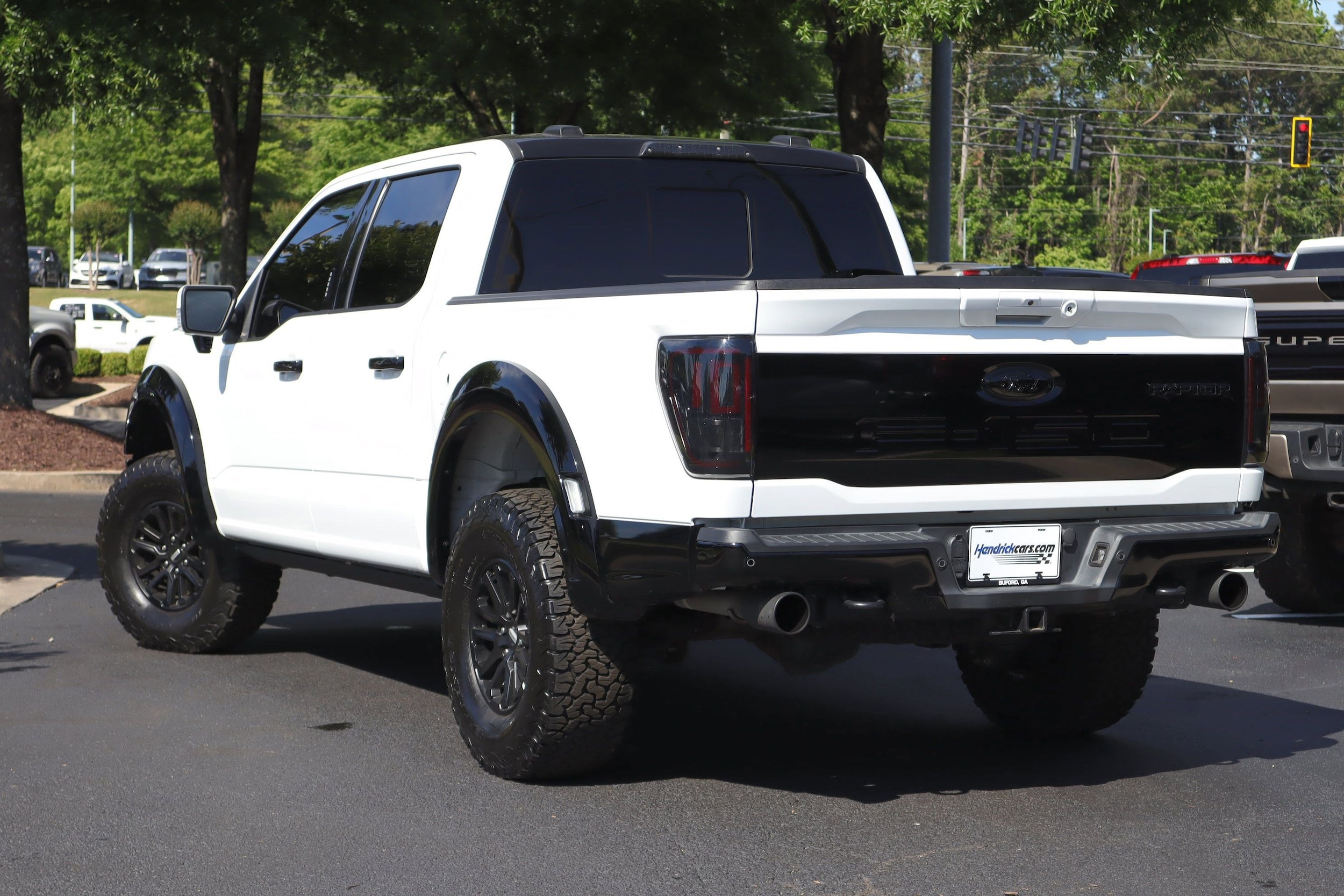 2022 Ford F-150 Raptor photo 2
