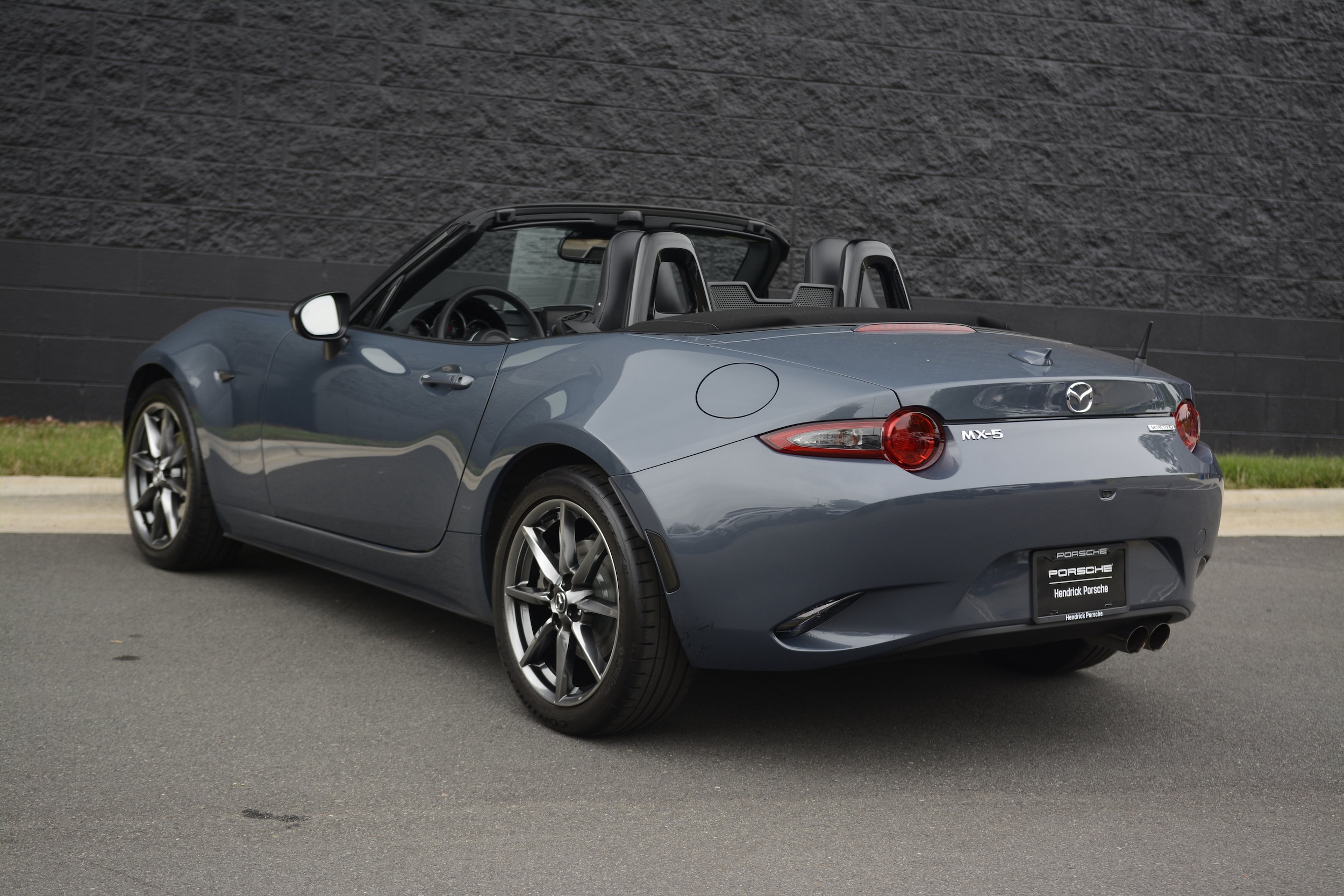 Mazda MX-5 Miata Grand Touring