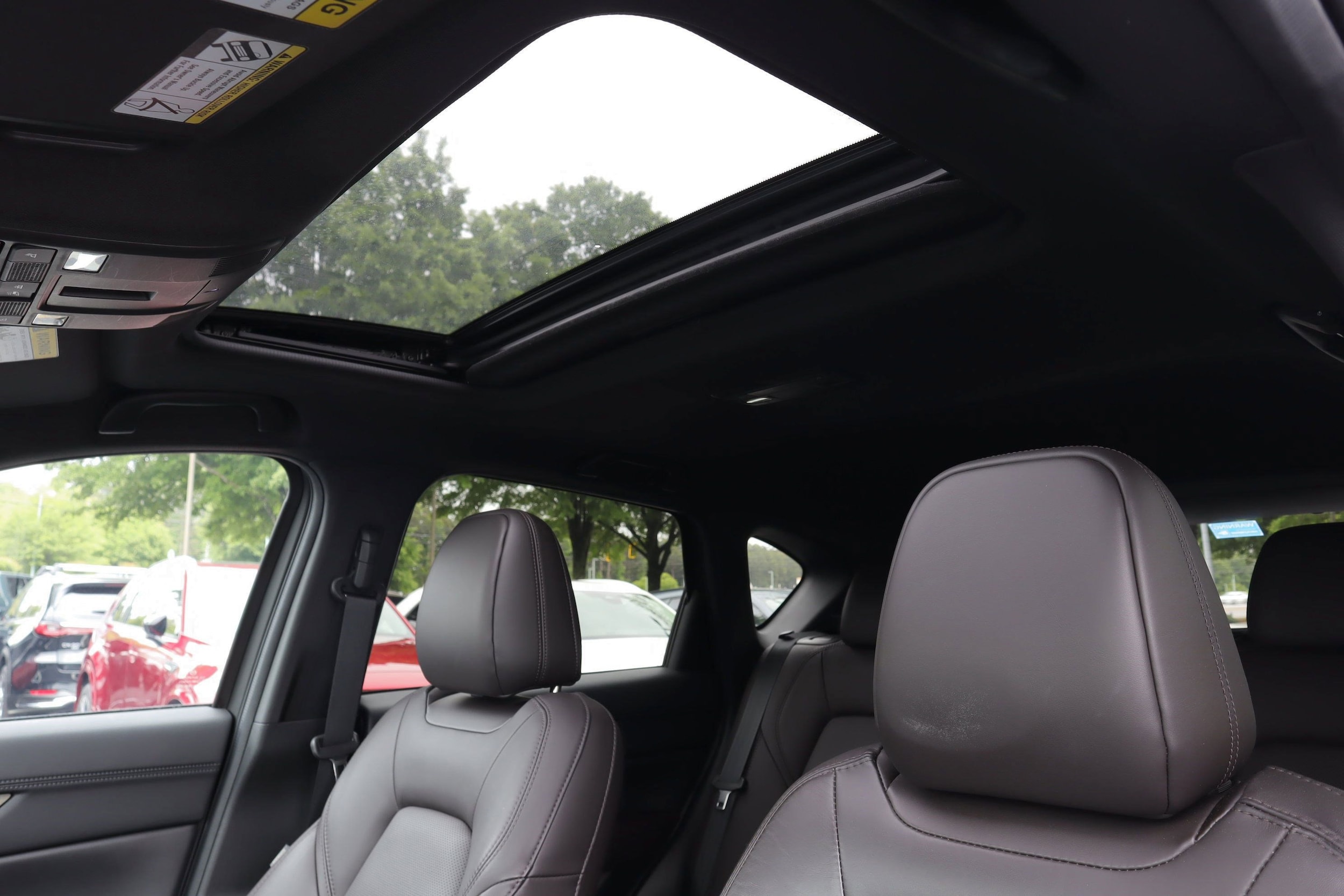 2021 Mazda CX-5 Signature photo 3