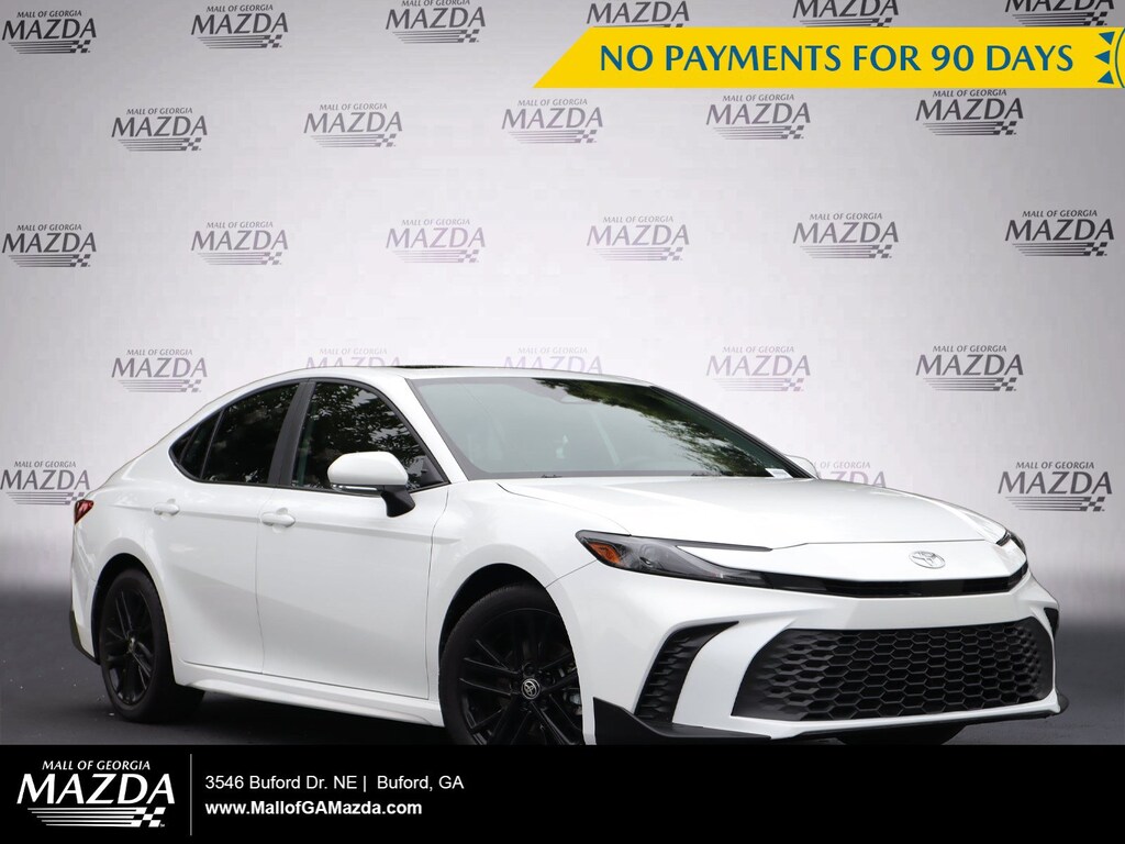 Used 2025 Toyota Camry SE Sedan